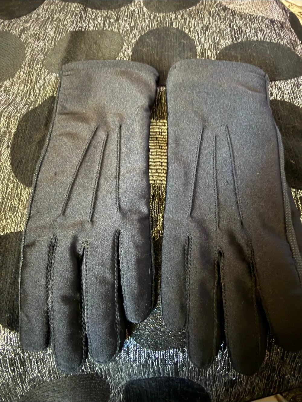 Women’s Black Winter Gloves